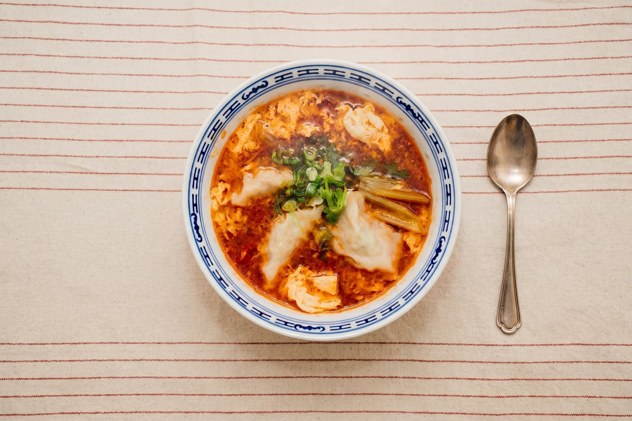 Hot & Sour Dumpling Soup (Suan La Tang Style)